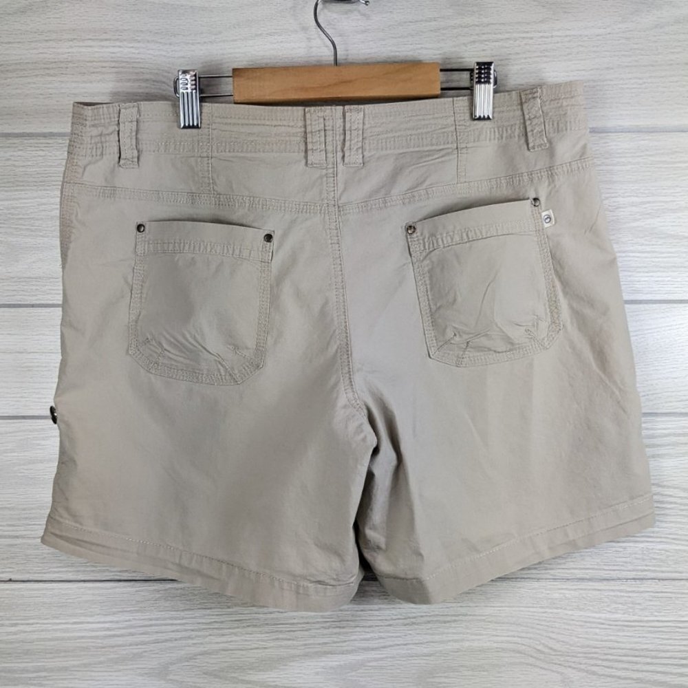 MAGELLAN Outdoors Roll Up Shorts - Picture 5 of 5